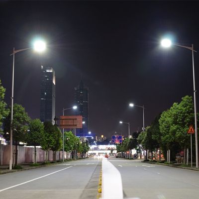 ILUMINACIÓN DE CALLE